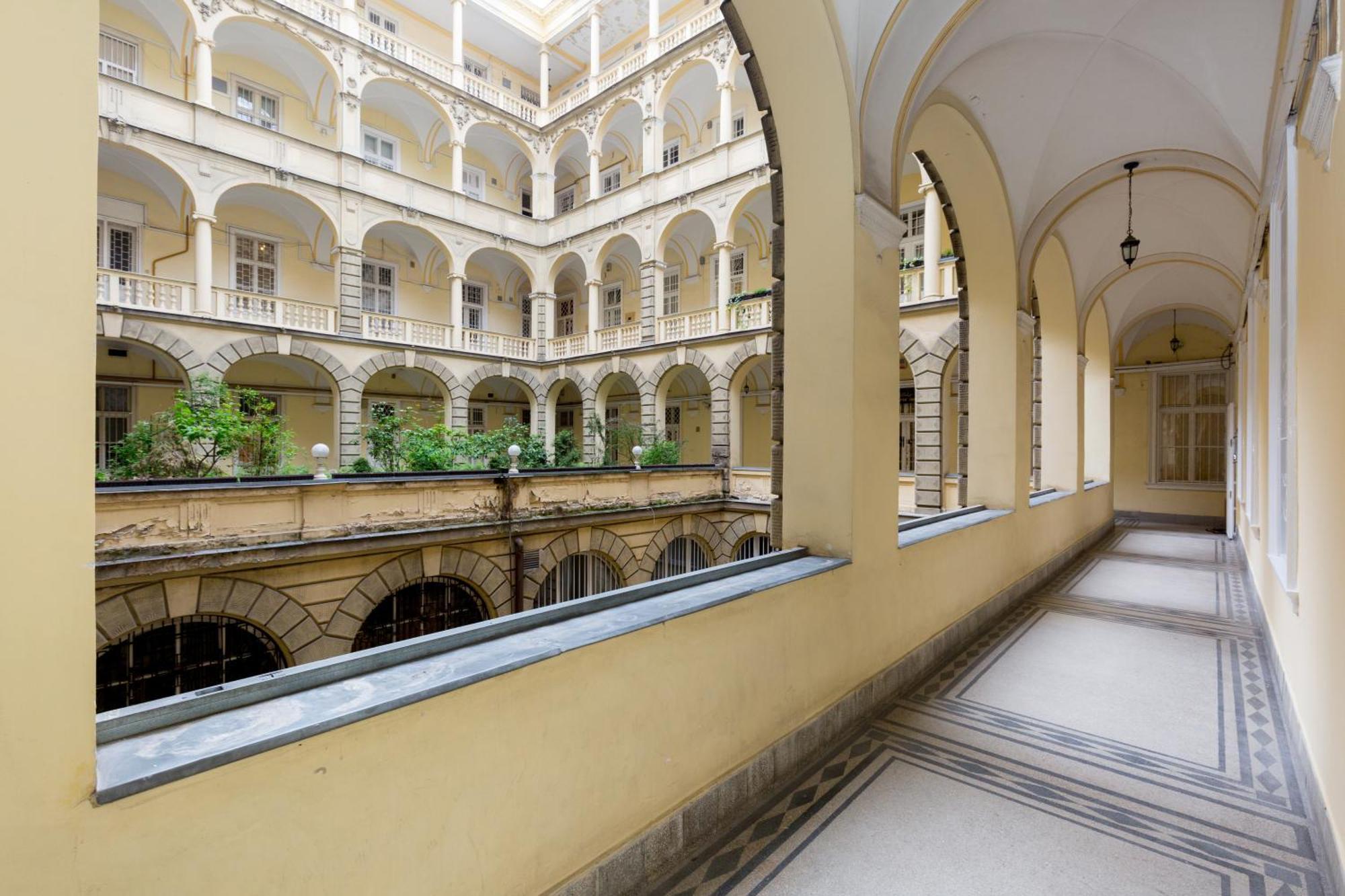 K4 Studio Apartments Budapest Budapeste Exterior foto